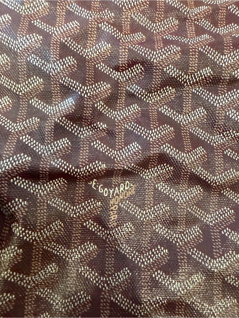Goyard Monogram Pattern Burgundy Tote with Gold Stripe - Picture 4 of 7